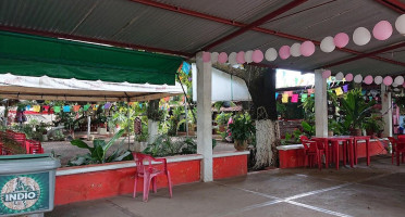 Barbacoa Los Tres Borreguitos Extérieur