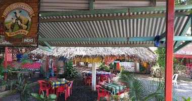 Barbacoa Los Tres Borreguitos Extérieur