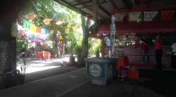 Barbacoa Los Tres Borreguitos Extérieur