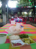 Barbacoa Los Tres Borreguitos Extérieur