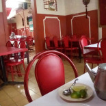 Long Ying À l'intérieur