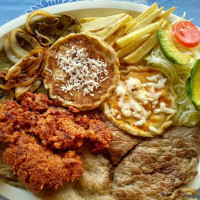 El Huarache Loco Comida