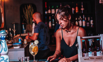 M Tulum Hookah Pool Lounge Bebida