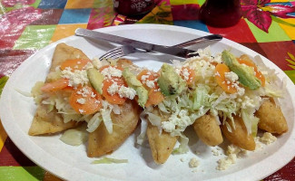 Antojitos El Molotito Comida