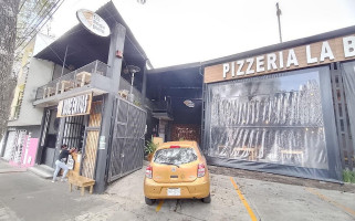 Pizzería La Bodeguita Ignacio De La Llave outside