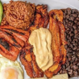 Antojitos Mexicanos Doña Vicky food