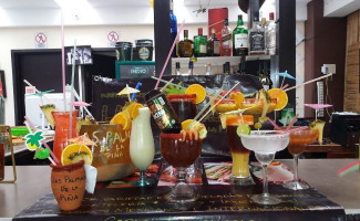 Las Palmas De La Piña Bebida