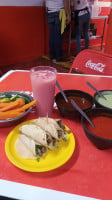Tacos Sahuayo drink