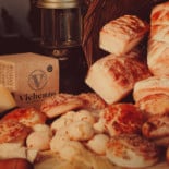 La Parrilla De Maos food