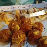 Maikito's By D' Moya Comida