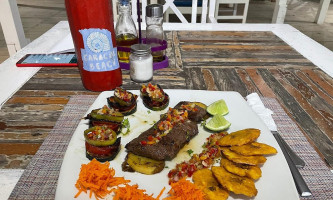 Kukka Beach By Alkquimia food