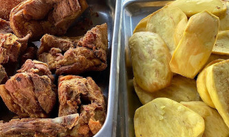 Parador Don Elías food