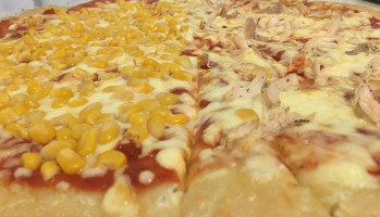 Del Patio Pizza food