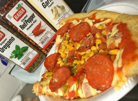 Del Patio Pizza food