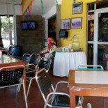 Brasas Y Licores Gourmet Dentro