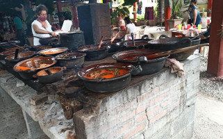 Taco Loco 2 Buffet outside