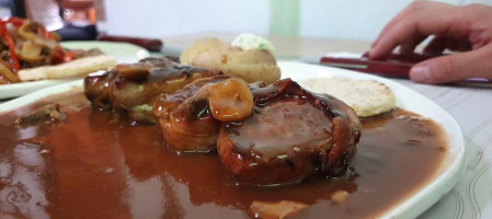 La Terraza Neira food