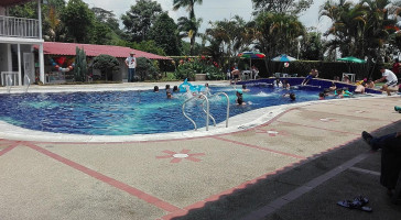 Kiosko Rancho Pacho outside