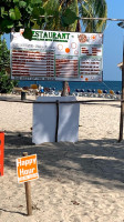 Bata Aché Beach outside
