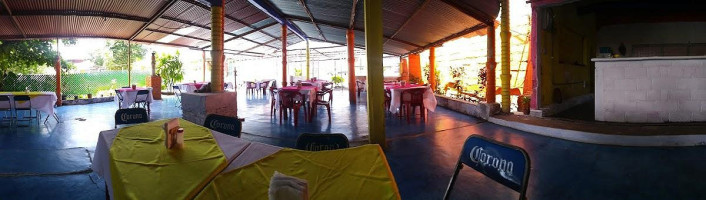 Centro Ecoturistico Del Lago Exterior