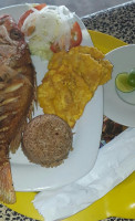 Bucaneros food