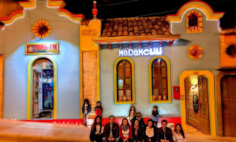 Madame Lili Extérieur