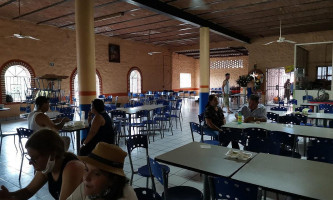 Bugambilias À l'intérieur