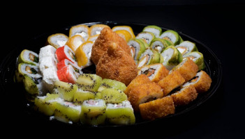 Los Almendros Comida