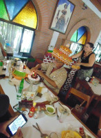 Los Ladrillos Botanas] À l'intérieur