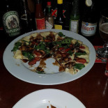 Absenta Pub Caucel Nourriture