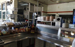 Los Milagros De Dalila À l'intérieur