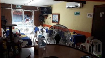 Mi Ranchito inside