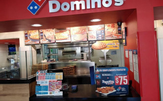 Domino's Texcoco inside