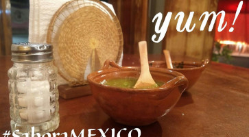 Doña Lore Cocina Tradicional Mexicana food