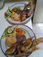 Restaurant Bar Guayaba Marinero food