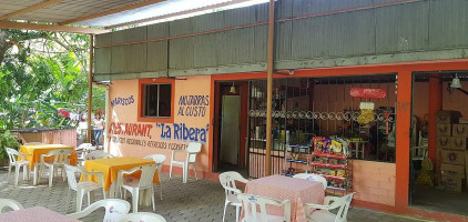 La Rivera Exterior