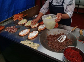 Antojitos Vicky food