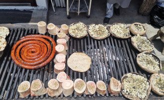 Remolquito Los Taurinos Comida