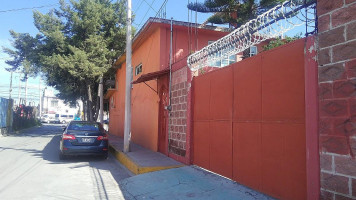 La Choza Exterior