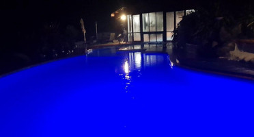 La Cabañita outside