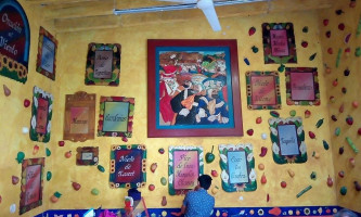 Teteria Cardamomo Dentro