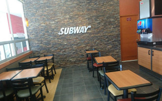 Subway Dentro