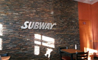 Subway Dentro