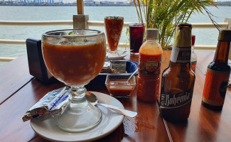 El Atorón Río Tuxpan Minuman