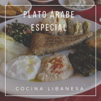 La Cocina de Mamá food