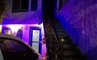 Las Adelitas Exterior