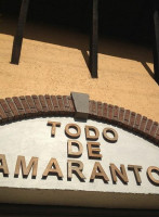 Y Tienda Todo De Amaranto Extérieur