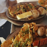 Panadería Y Punto Rojo Comida