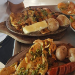 Panadería Y Punto Rojo Comida