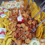 Panadería Y Punto Rojo Comida